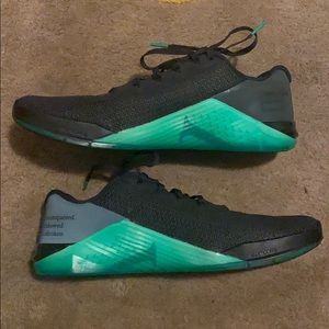 invictus nike metcon 5
